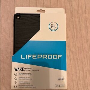 LifeProof Wake Black iPad Case